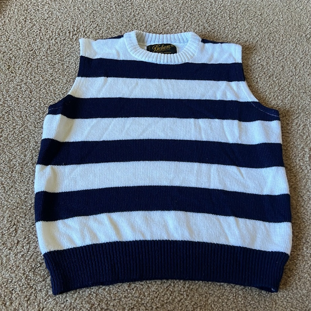 Dehen Knitting Co Vintage Sweater Vest, size M